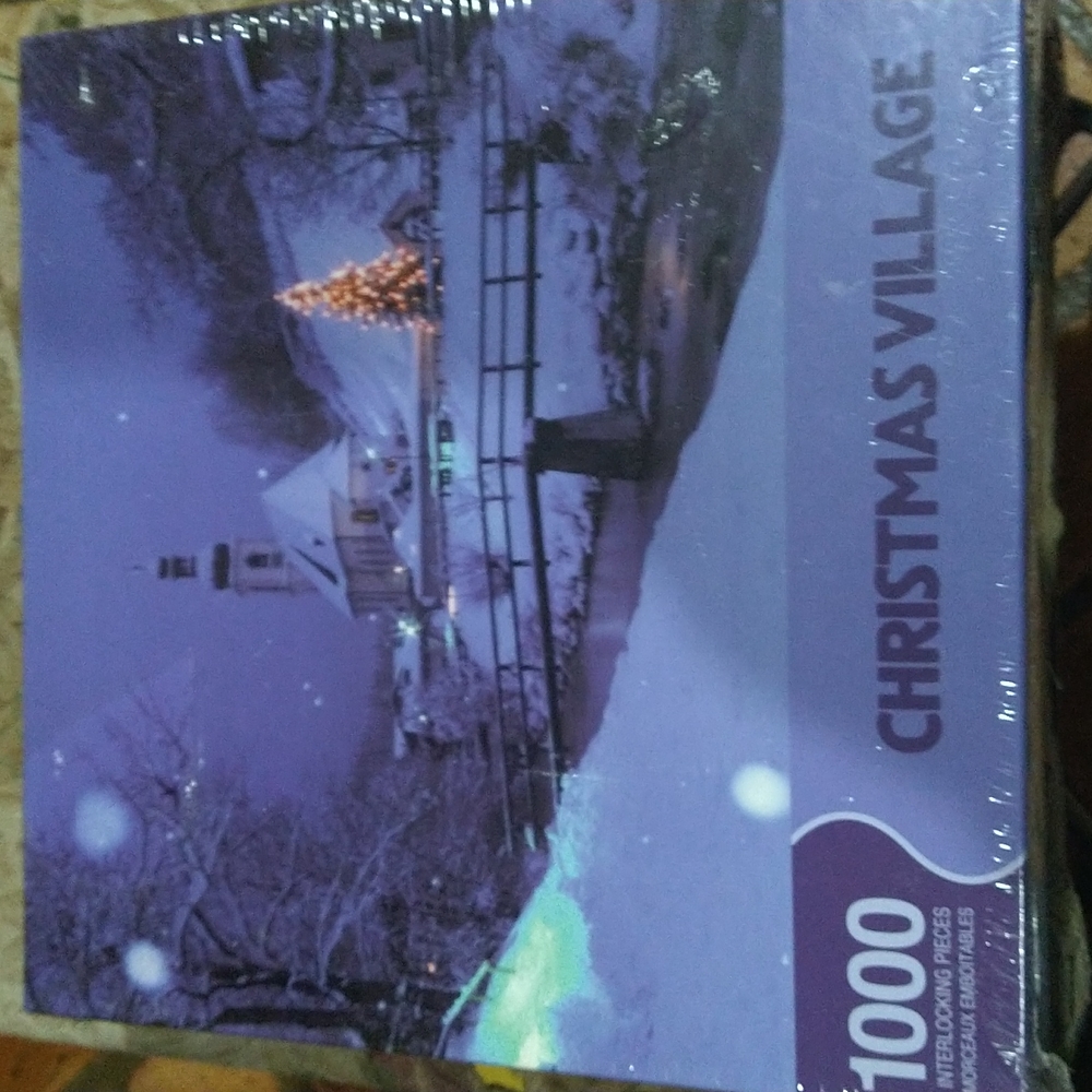 New Christmas Village 1000 Piece Puzzle